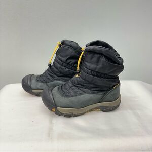Keen Bridger waterproof leather winter boots kids 2 boys or girls easy on off